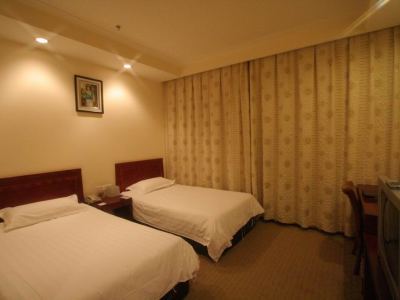 Laurel Hotel 4*